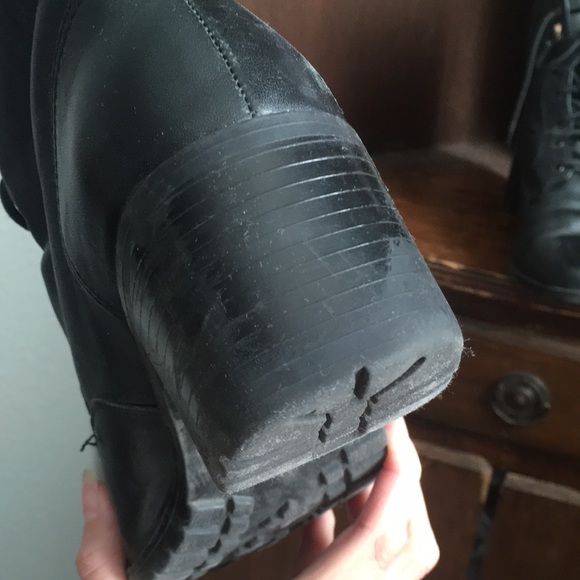 Vintage St. John’s Bay black ankle booties! - Picture 10 of 15